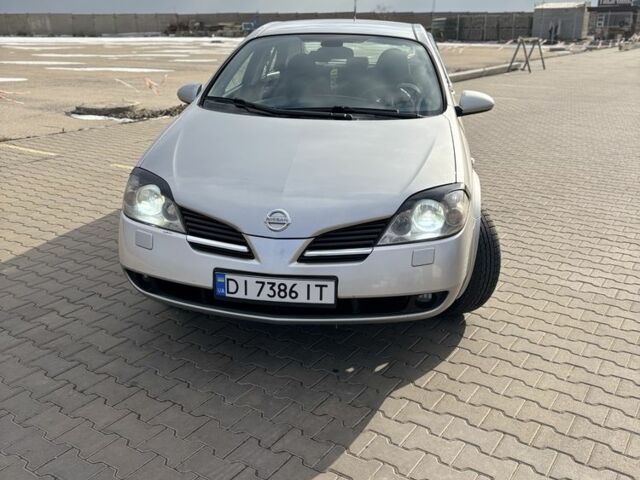 Серый Ниссан Примера, объемом двигателя 2.2 л и пробегом 300 тыс. км за 3000 $, фото 1 на Automoto.ua