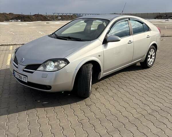 Серый Ниссан Примера, объемом двигателя 2.2 л и пробегом 300 тыс. км за 3000 $, фото 1 на Automoto.ua