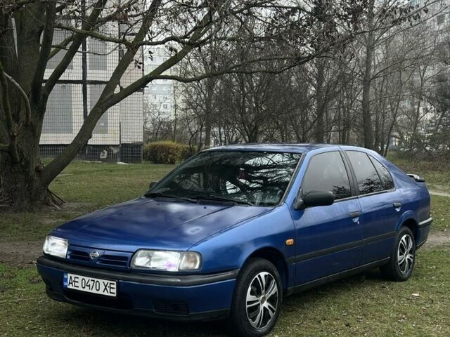 Синий Ниссан Примера, объемом двигателя 2 л и пробегом 355 тыс. км за 1350 $, фото 1 на Automoto.ua