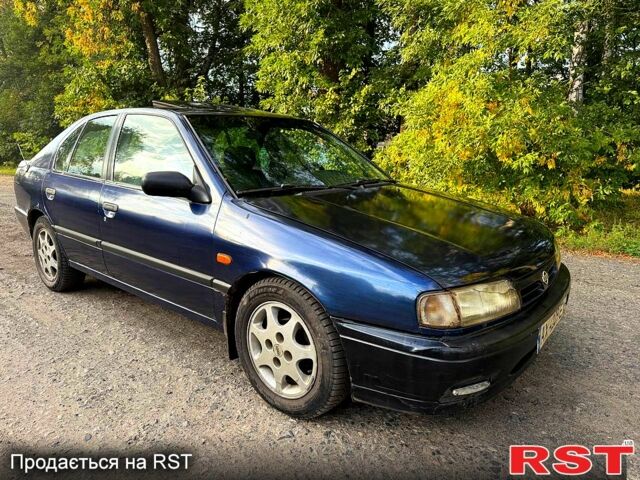 Синій Ніссан Прімера, об'ємом двигуна 1.6 л та пробігом 275 тис. км за 1500 $, фото 1 на Automoto.ua