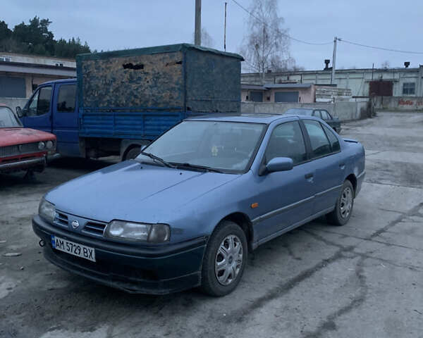 Синий Ниссан Примера, объемом двигателя 2 л и пробегом 300 тыс. км за 1600 $, фото 1 на Automoto.ua