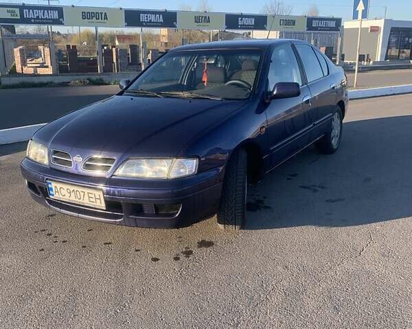 Синій Ніссан Прімера, об'ємом двигуна 2 л та пробігом 400 тис. км за 1600 $, фото 1 на Automoto.ua