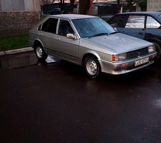 Серый Ниссан Пульсар, объемом двигателя 1.5 л и пробегом 111 тыс. км за 500 $, фото 1 на Automoto.ua