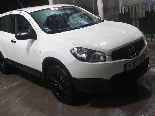 Белый Ниссан Кашкай, объемом двигателя 1.5 л и пробегом 270 тыс. км за 9050 $, фото 1 на Automoto.ua