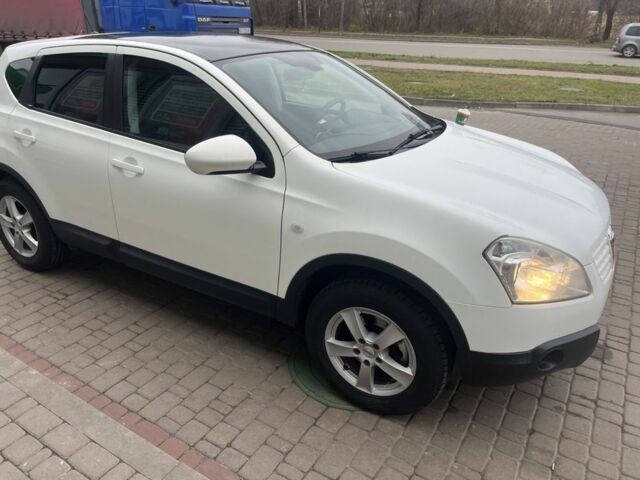 Білий Ніссан Кашкай, об'ємом двигуна 2 л та пробігом 358 тис. км за 5500 $, фото 1 на Automoto.ua