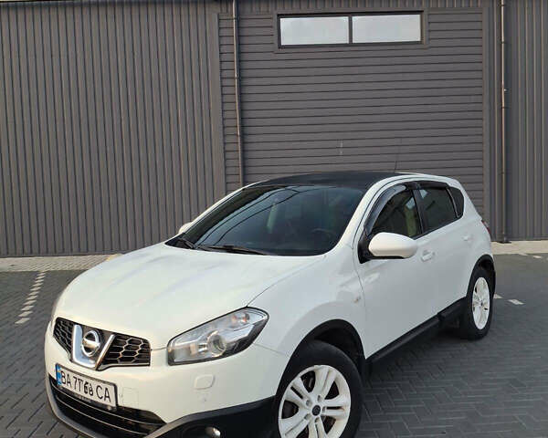 Білий Ніссан Кашкай, об'ємом двигуна 2 л та пробігом 183 тис. км за 10900 $, фото 1 на Automoto.ua