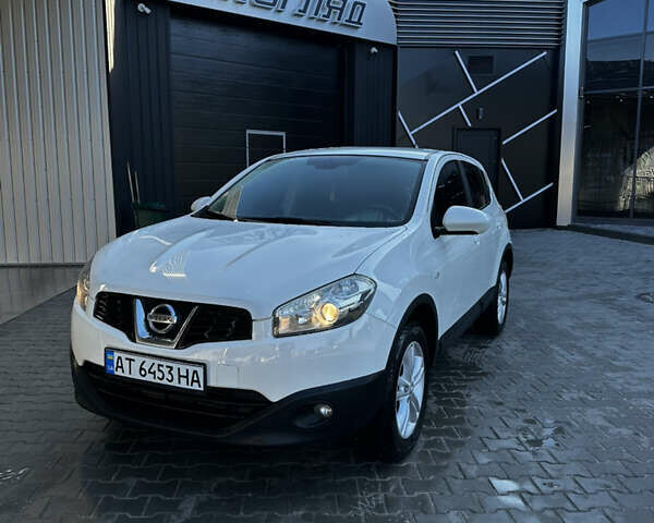 Белый Ниссан Кашкай, объемом двигателя 1.46 л и пробегом 231 тыс. км за 9550 $, фото 1 на Automoto.ua