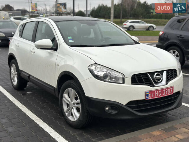 Белый Ниссан Кашкай, объемом двигателя 1.5 л и пробегом 205 тыс. км за 10500 $, фото 1 на Automoto.ua
