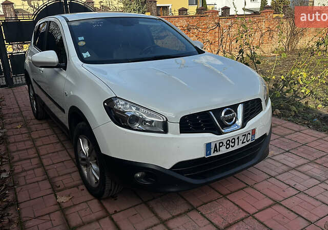 Білий Ніссан Кашкай, об'ємом двигуна 1.46 л та пробігом 229 тис. км за 10300 $, фото 1 на Automoto.ua