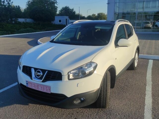 Білий Ніссан Кашкай, об'ємом двигуна 1.5 л та пробігом 245 тис. км за 247 $, фото 1 на Automoto.ua