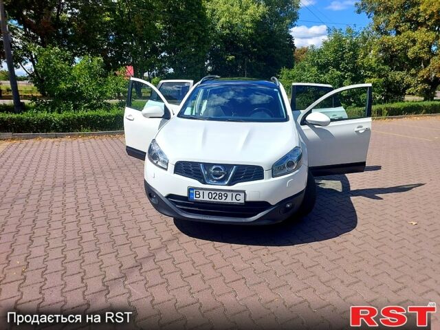 Белый Ниссан Кашкай, объемом двигателя 1.5 л и пробегом 258 тыс. км за 12500 $, фото 1 на Automoto.ua