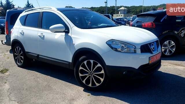 Білий Ніссан Кашкай, об'ємом двигуна 1.6 л та пробігом 197 тис. км за 10999 $, фото 1 на Automoto.ua