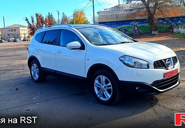 Белый Ниссан Кашкай, объемом двигателя 2 л и пробегом 215 тыс. км за 11700 $, фото 1 на Automoto.ua