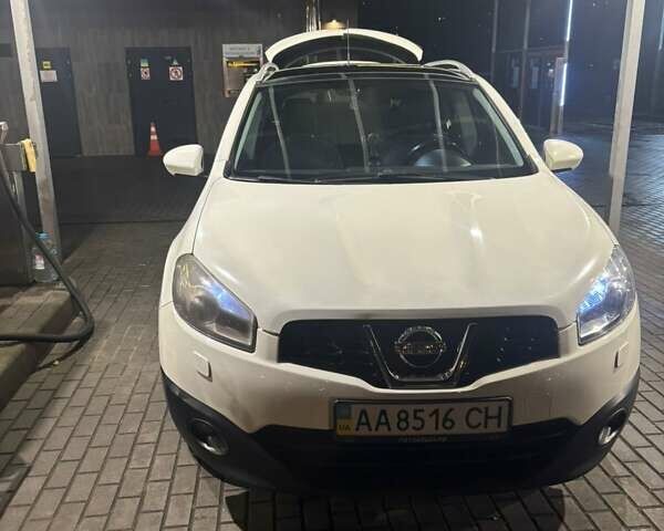 Білий Ніссан Кашкай, об'ємом двигуна 2 л та пробігом 183 тис. км за 10200 $, фото 1 на Automoto.ua