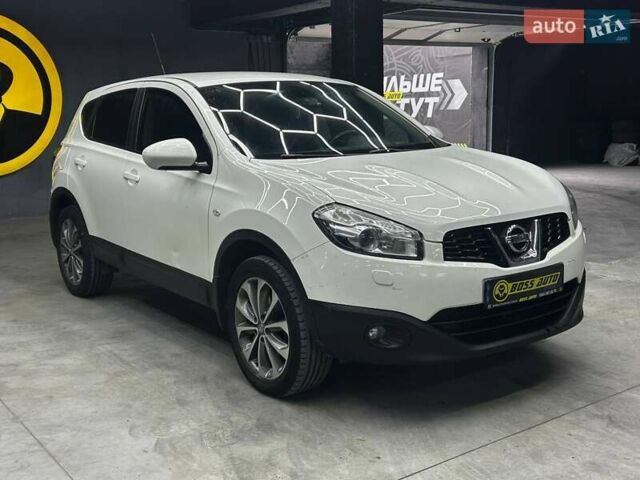 Білий Ніссан Кашкай, об'ємом двигуна 2 л та пробігом 180 тис. км за 10800 $, фото 1 на Automoto.ua