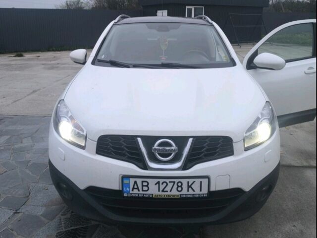 Белый Ниссан Кашкай, объемом двигателя 1.5 л и пробегом 258 тыс. км за 9999 $, фото 1 на Automoto.ua