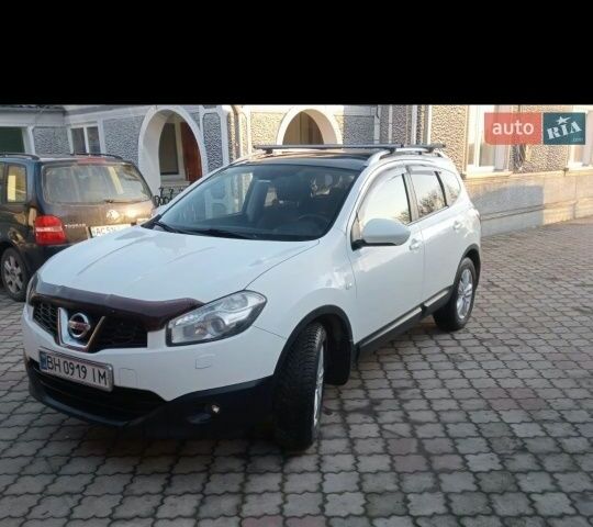 Білий Ніссан Кашкай, об'ємом двигуна 2 л та пробігом 201 тис. км за 11250 $, фото 1 на Automoto.ua