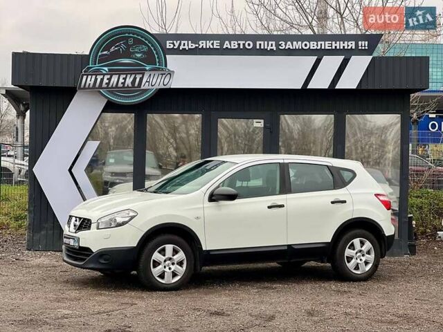 Белый Ниссан Кашкай, объемом двигателя 2 л и пробегом 134 тыс. км за 12000 $, фото 1 на Automoto.ua