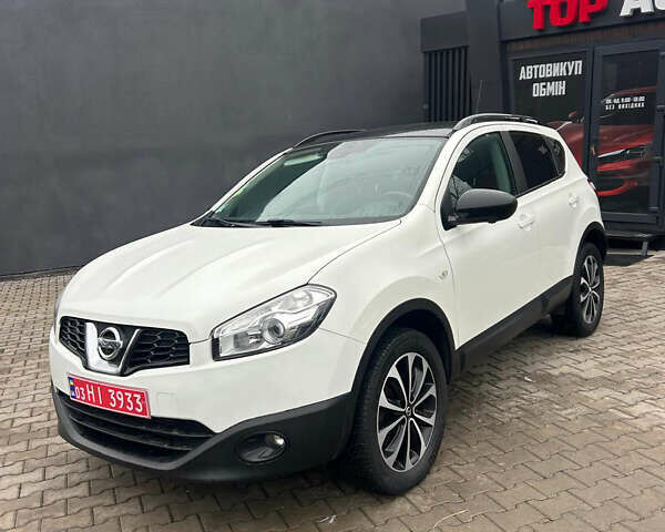 Білий Ніссан Кашкай, об'ємом двигуна 1.5 л та пробігом 219 тис. км за 11799 $, фото 1 на Automoto.ua