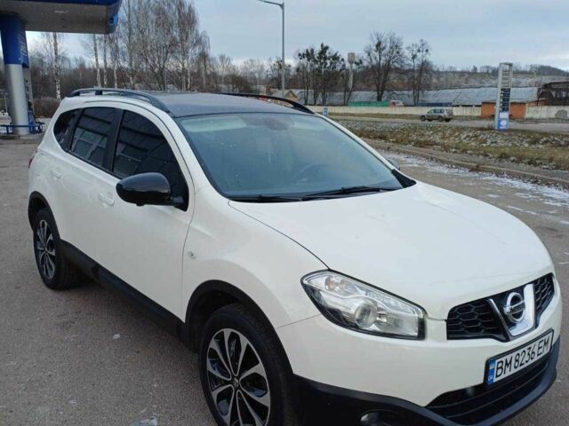 Белый Ниссан Кашкай, объемом двигателя 1.6 л и пробегом 203 тыс. км за 12950 $, фото 1 на Automoto.ua