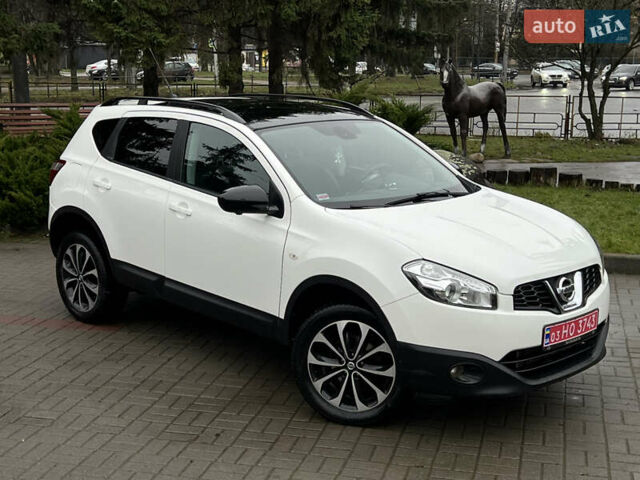 Белый Ниссан Кашкай, объемом двигателя 1.6 л и пробегом 182 тыс. км за 11399 $, фото 1 на Automoto.ua