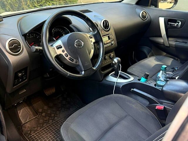 Білий Ніссан Кашкай, об'ємом двигуна 1.6 л та пробігом 113 тис. км за 9000 $, фото 1 на Automoto.ua