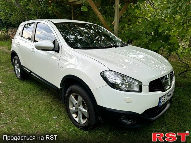 Білий Ніссан Кашкай, об'ємом двигуна 2 л та пробігом 183 тис. км за 12000 $, фото 1 на Automoto.ua