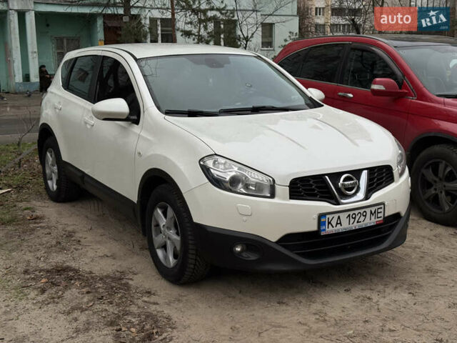 Білий Ніссан Кашкай, об'ємом двигуна 1.6 л та пробігом 175 тис. км за 11000 $, фото 1 на Automoto.ua