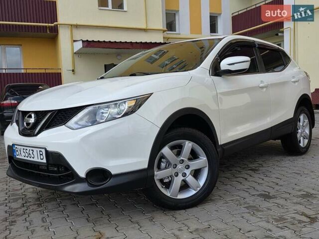 Ниссан Кашкай 2014 в Хмельницком на Automoto.ua Белый Ниссан Кашкай, объемом двигателя 2 л и пробегом 230 тыс. км за 11777 $, фото 1 на Automoto.ua