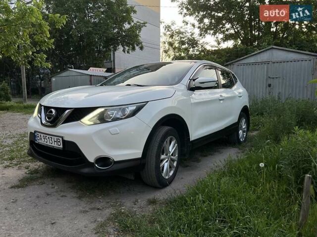 Білий Ніссан Кашкай, об'ємом двигуна 1.2 л та пробігом 175 тис. км за 12200 $, фото 1 на Automoto.ua