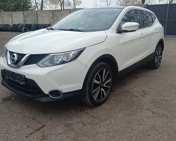 Білий Ніссан Кашкай, об'ємом двигуна 1.5 л та пробігом 159 тис. км за 13900 $, фото 1 на Automoto.ua