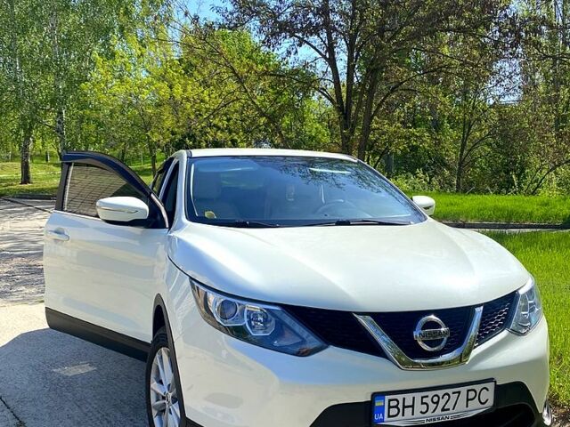 Білий Ніссан Кашкай, об'ємом двигуна 1.2 л та пробігом 89 тис. км за 13500 $, фото 1 на Automoto.ua