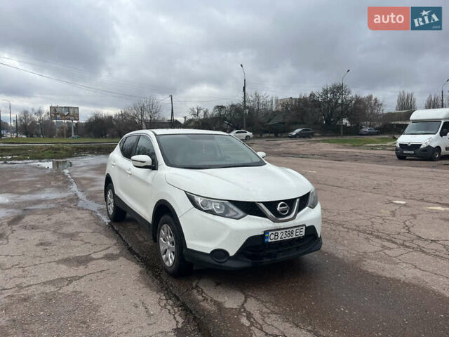 Белый Ниссан Кашкай, объемом двигателя 2 л и пробегом 240 тыс. км за 13000 $, фото 1 на Automoto.ua