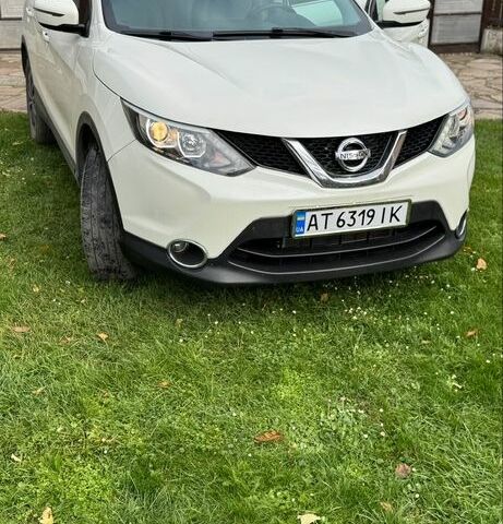 Белый Ниссан Кашкай, объемом двигателя 1.5 л и пробегом 110 тыс. км за 15800 $, фото 1 на Automoto.ua