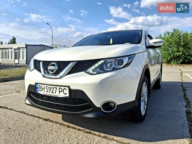 Білий Ніссан Кашкай, об'ємом двигуна 1.2 л та пробігом 165 тис. км за 12200 $, фото 1 на Automoto.ua