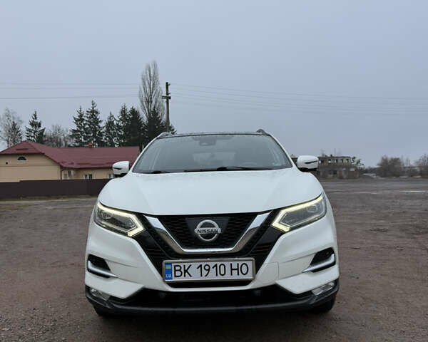 Белый Ниссан Кашкай, объемом двигателя 1.46 л и пробегом 133 тыс. км за 22000 $, фото 1 на Automoto.ua
