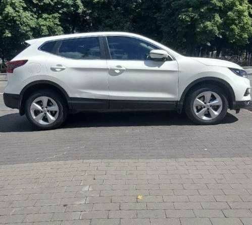 Белый Ниссан Кашкай, объемом двигателя 1.6 л и пробегом 120 тыс. км за 17000 $, фото 1 на Automoto.ua