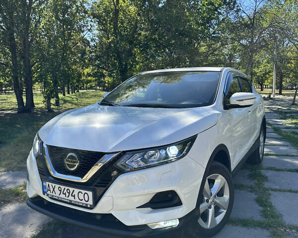 Белый Ниссан Кашкай, объемом двигателя 2 л и пробегом 76 тыс. км за 20300 $, фото 1 на Automoto.ua