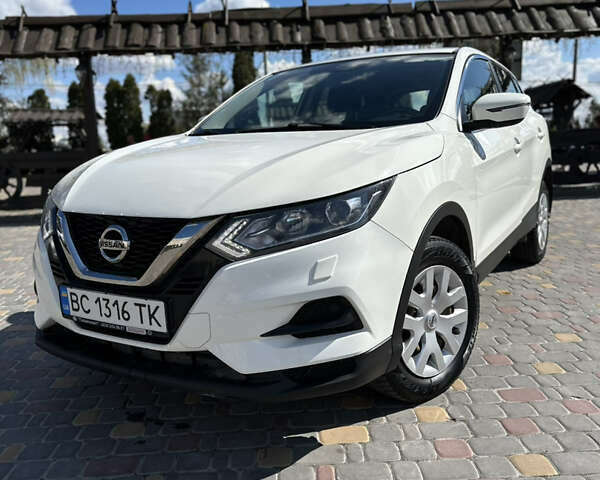 Ніссан Кашкай 2019 у Тернополі на Automoto.ua Білий Ніссан Кашкай, об'ємом двигуна 1.2 л та пробігом 131 тис. км за 13600 $, фото 1 на Automoto.ua