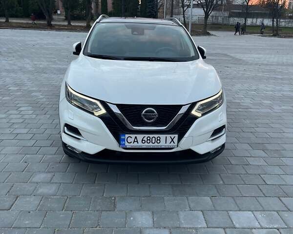 Белый Ниссан Кашкай, объемом двигателя 1.6 л и пробегом 74 тыс. км за 22000 $, фото 1 на Automoto.ua