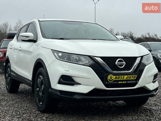 Белый Ниссан Кашкай, объемом двигателя 1.6 л и пробегом 66 тыс. км за 21500 $, фото 1 на Automoto.ua