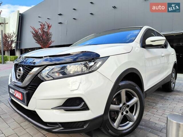 Ніссан Кашкай 2019 у Києві на Automoto.ua Білий Ніссан Кашкай, об'ємом двигуна 1.2 л та пробігом 162 тис. км за 11990 $, фото 1 на Automoto.ua