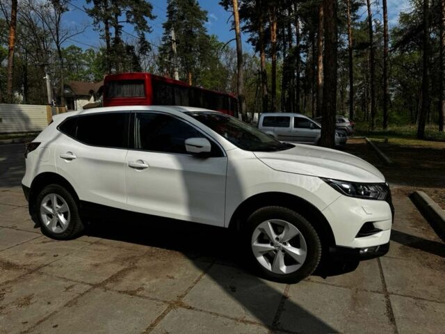 Ніссан Кашкай 2019 у Полтаві на Automoto.ua Білий Ніссан Кашкай, об'ємом двигуна 0 л та пробігом 41 тис. км за 22000 $, фото 1 на Automoto.ua