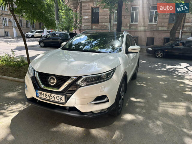 Білий Ніссан Кашкай, об'ємом двигуна 1.6 л та пробігом 140 тис. км за 21500 $, фото 1 на Automoto.ua