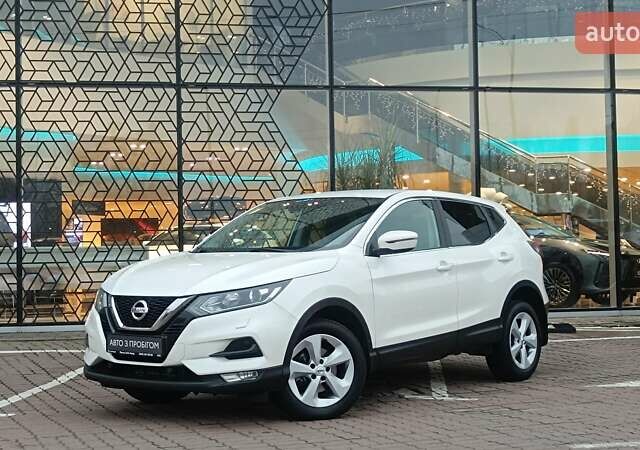 Белый Ниссан Кашкай, объемом двигателя 1.99 л и пробегом 102 тыс. км за 19280 $, фото 1 на Automoto.ua
