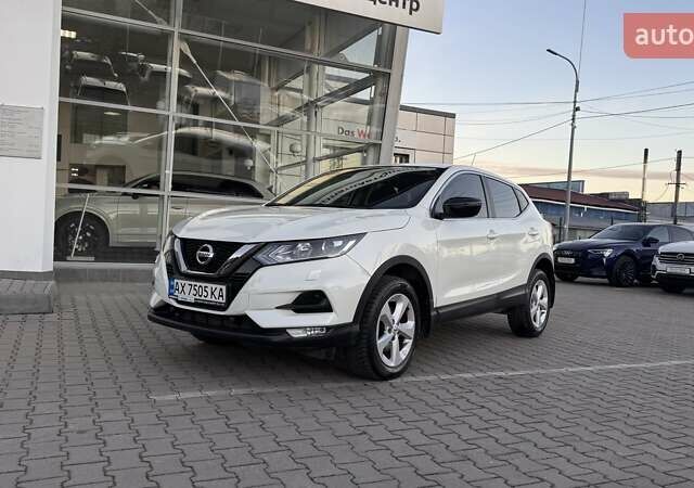 Білий Ніссан Кашкай, об'ємом двигуна 2 л та пробігом 37 тис. км за 18990 $, фото 1 на Automoto.ua