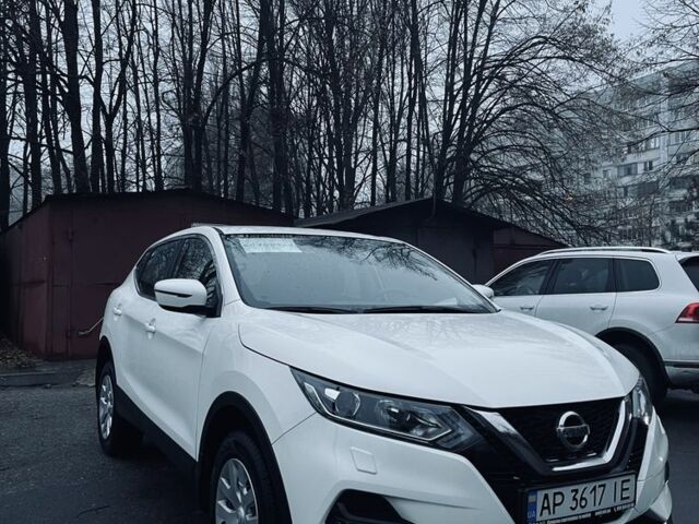 Белый Ниссан Кашкай, объемом двигателя 1.6 л и пробегом 33 тыс. км за 21000 $, фото 1 на Automoto.ua
