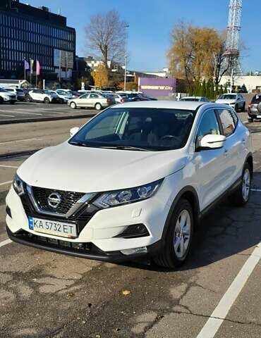 Белый Ниссан Кашкай, объемом двигателя 1.6 л и пробегом 74 тыс. км за 21500 $, фото 1 на Automoto.ua