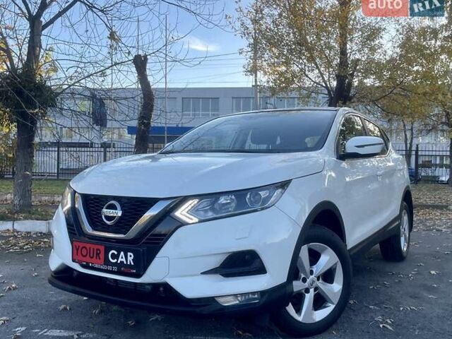 Белый Ниссан Кашкай, объемом двигателя 1.2 л и пробегом 67 тыс. км за 17500 $, фото 1 на Automoto.ua