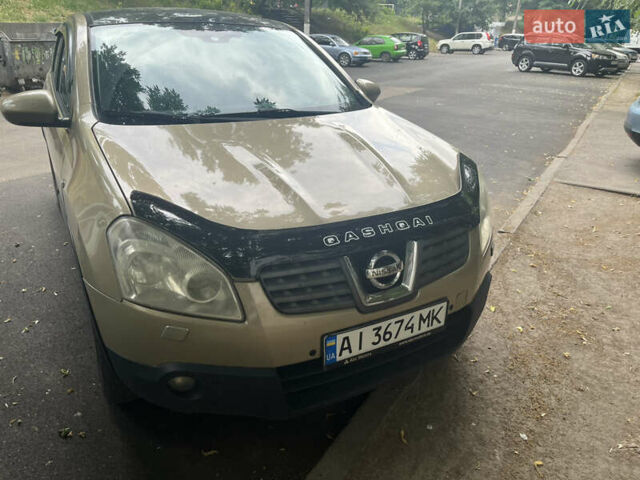 Бежевый Ниссан Кашкай, объемом двигателя 2 л и пробегом 220 тыс. км за 8300 $, фото 1 на Automoto.ua